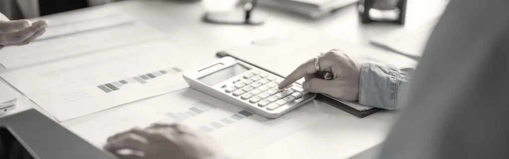 7 Ways To Get Customers to Pay Invoices Faster | Funding Alternative